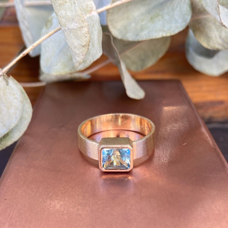 Aquamarine Ring 14k - emerald cut - musa de oro